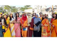 “বসন্তবরণ উৎসব ১৪২৫বঙ্গাব্দ” এ নেত্রকোণা মেডিকেল কলেজের প্রথম ব্যাচের কিছু ছাত্রী